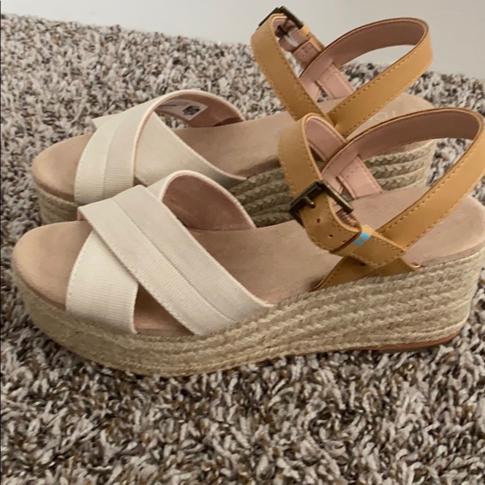 Toms Canvas Honey Leather Willow Wedges Women’s 7